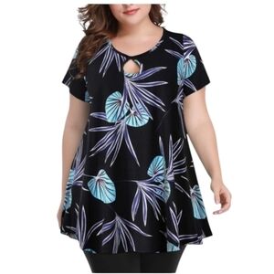 NWOT  Monnuro | Floral print Swing top